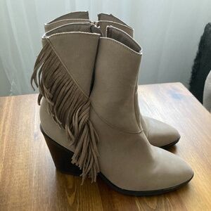 Tan Fringe Western Style Boots